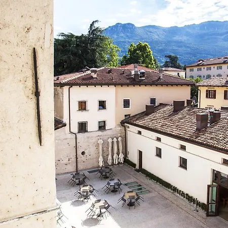 Elle 4 Trento