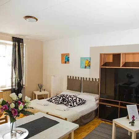 Elle 4 * Trient